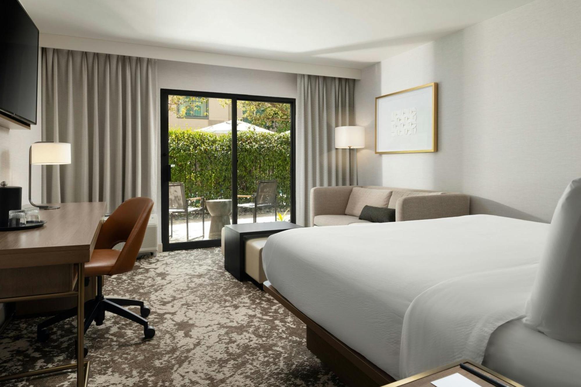 Courtyard By Marriott Los Angeles Pasadena Old Town Екстериор снимка