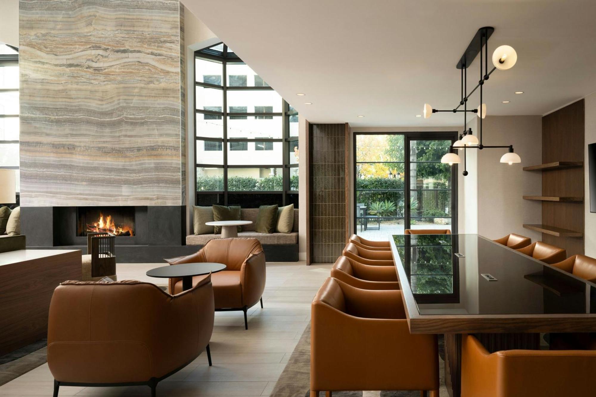 Courtyard By Marriott Los Angeles Pasadena Old Town Екстериор снимка
