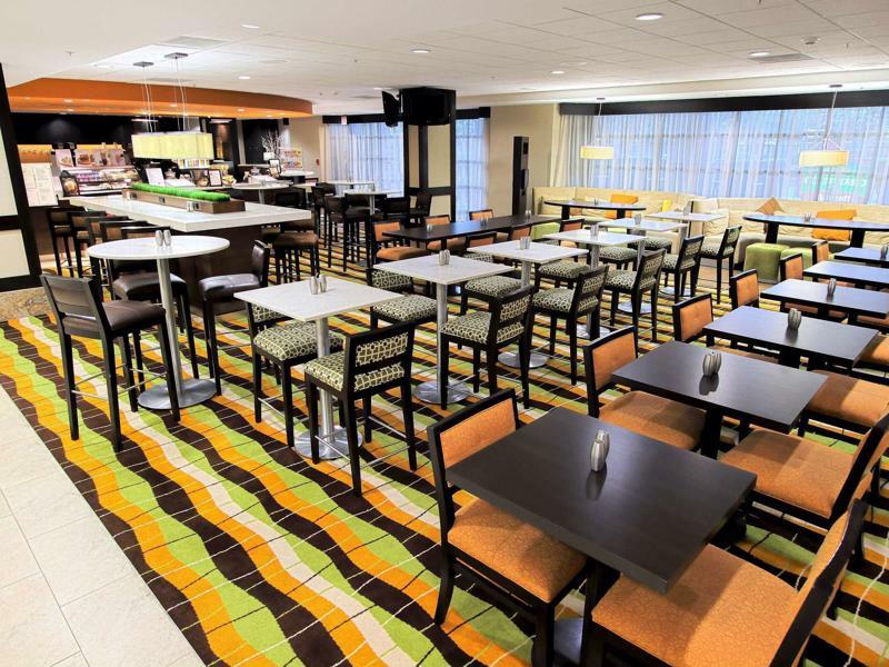 Courtyard By Marriott Los Angeles Pasadena Old Town Екстериор снимка